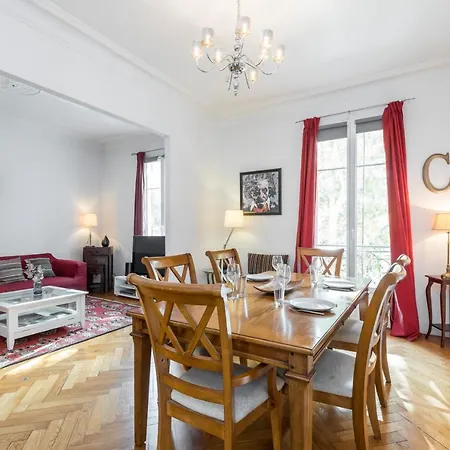 アパート 2 Bdr 105m2 Classy Near Garibaldi Tram With Garage *